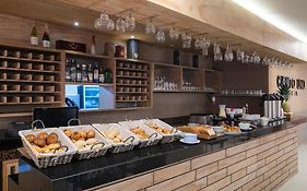 Hotel Ms Ciudad Jardin  4*